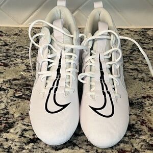 NEW Nike Aloha Menace Pro 3, Men’s size 10, White/Black Pure Platinum